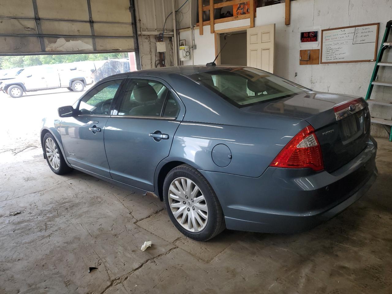 2011 Ford Fusion Hybrid - Фото 2