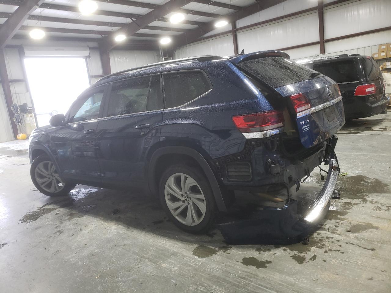 2022 Volkswagen Atlas Se - Фото 2