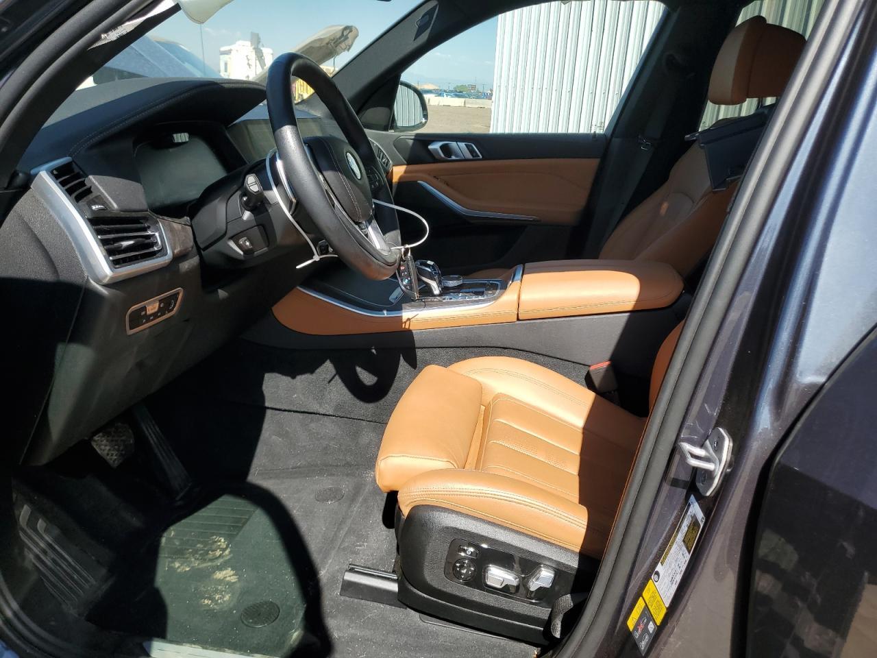 2022 BMW X5 xDrive45E - Image 7