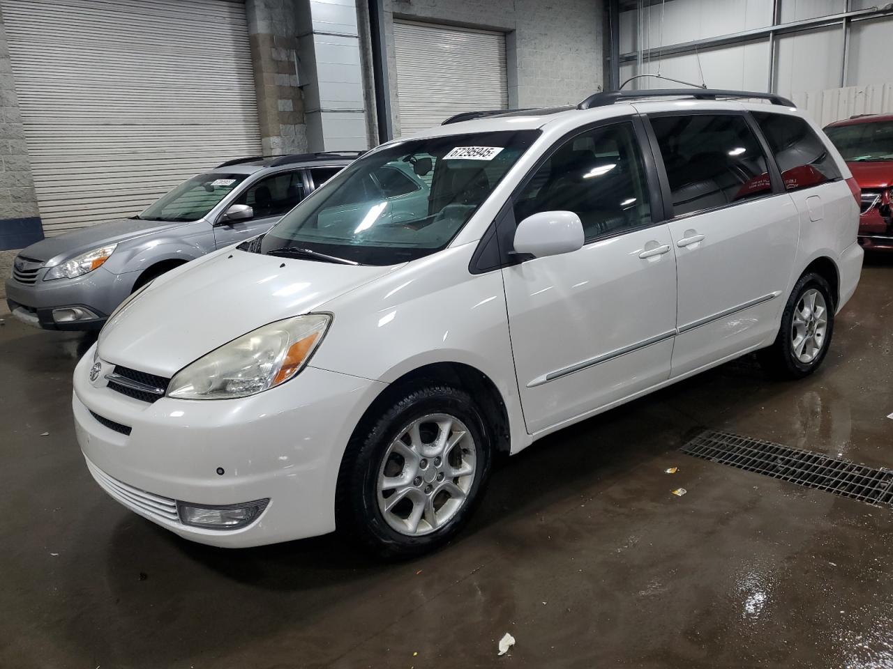 2004 Toyota Sienna Xle