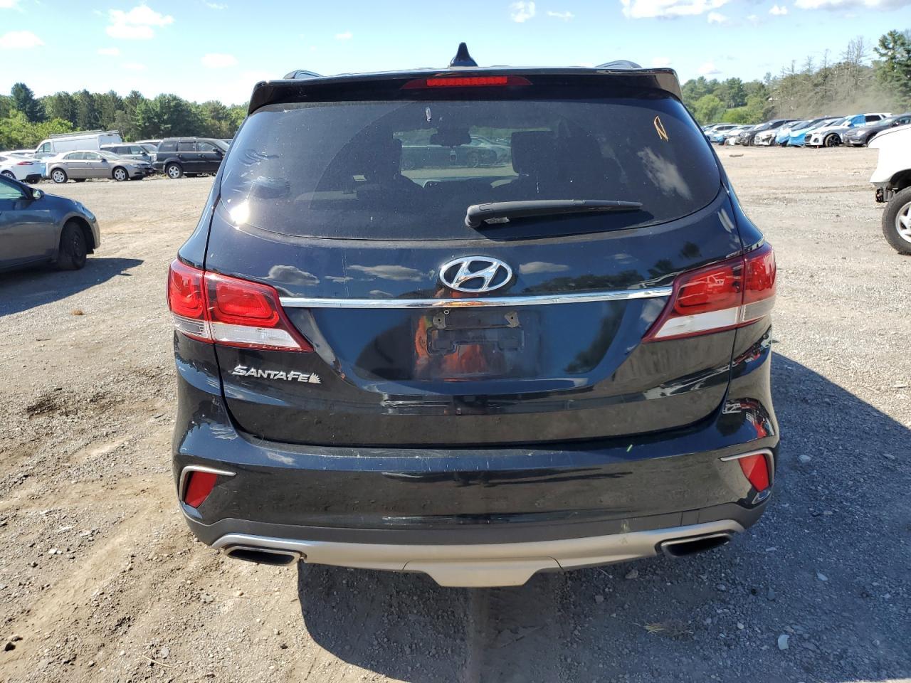 2017 Hyundai Santa Fe Se - Фото 6