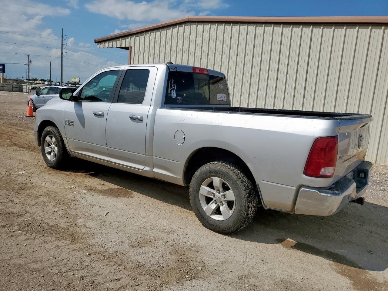 2017 Ram 1500 Slt - Image 2