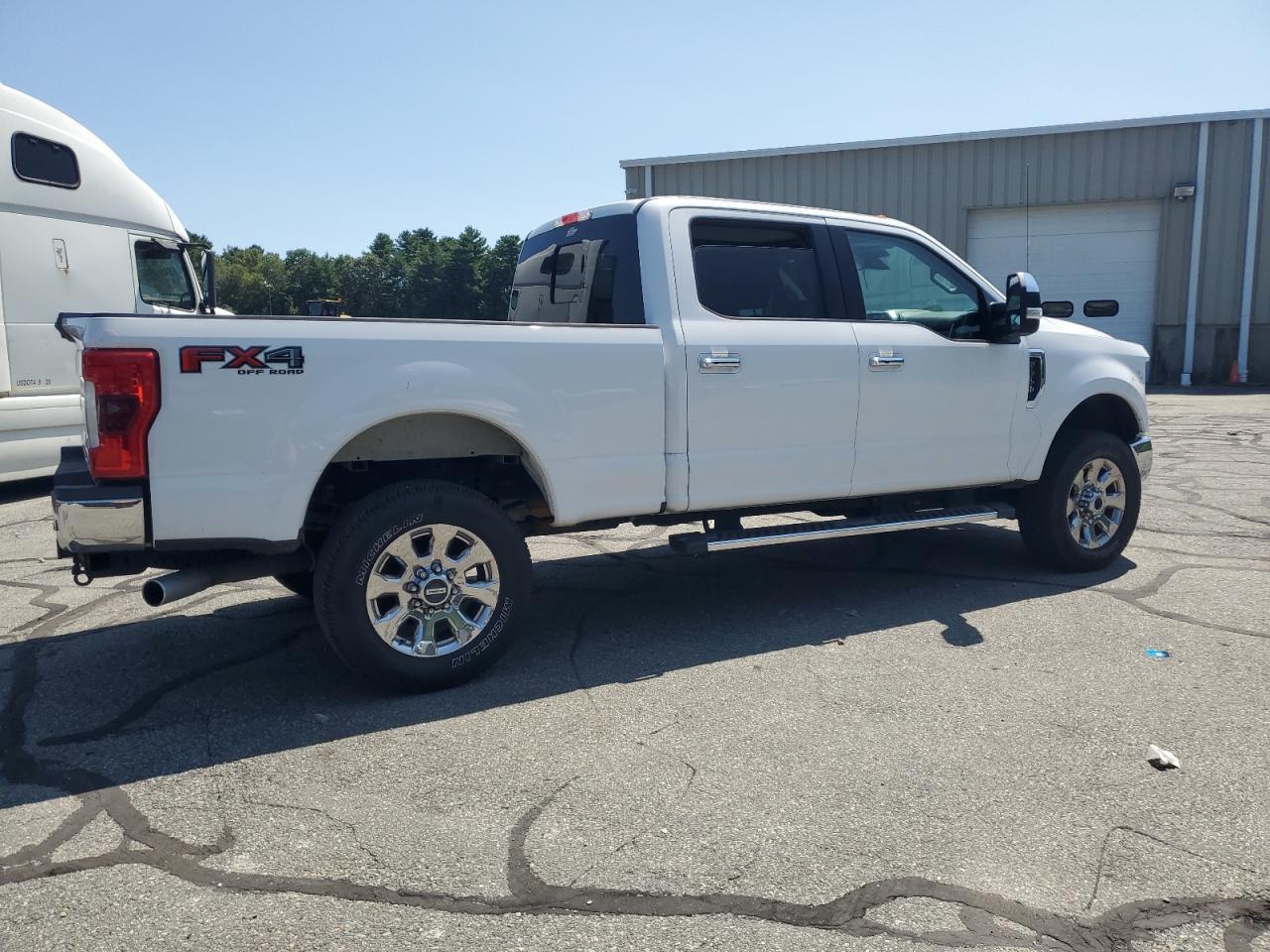 2017 Ford F350 Super Duty - Фото 3