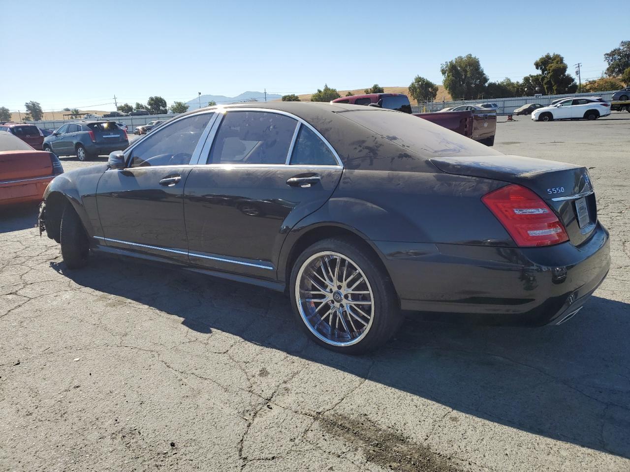 2011 Mercedes-Benz S 550 - Фото 2