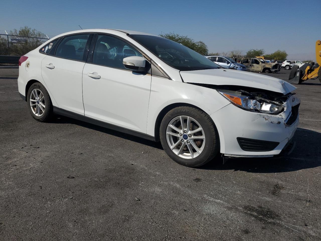 2017 Ford Focus Se - Фото 4