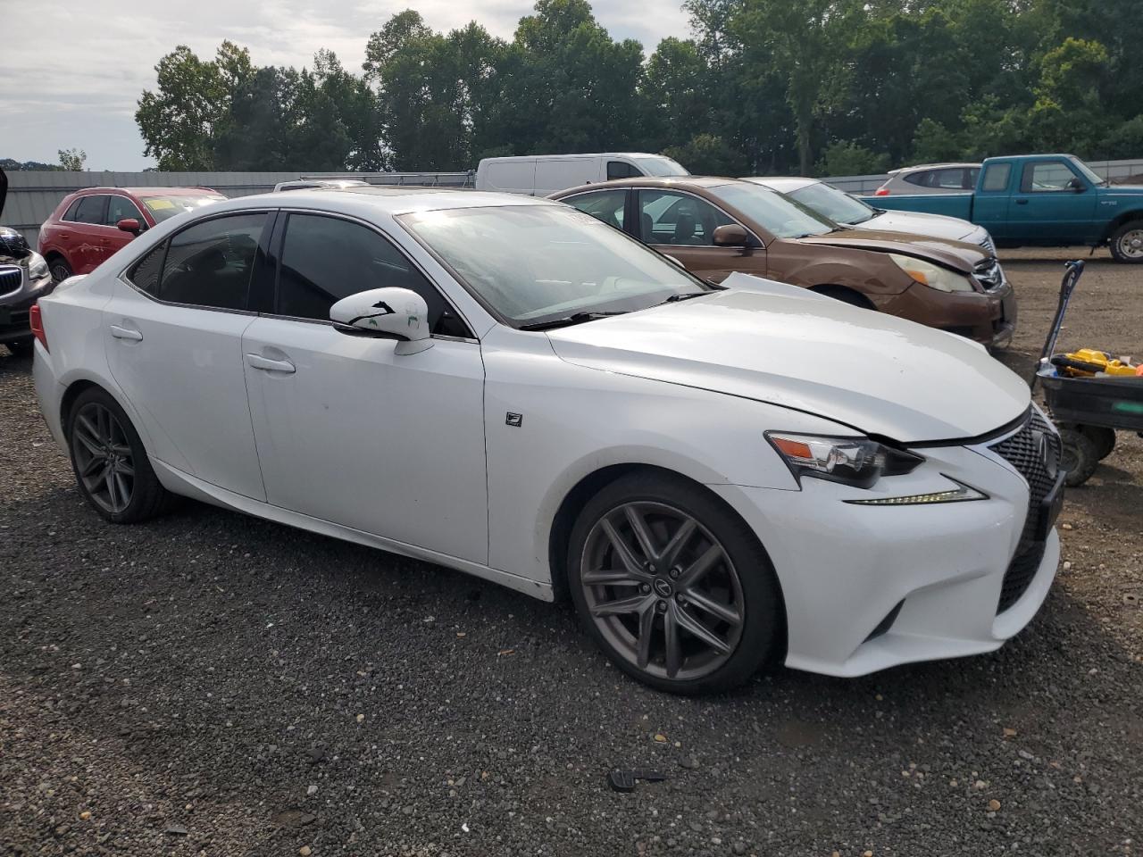 2016 Lexus Is 300 - Image 4