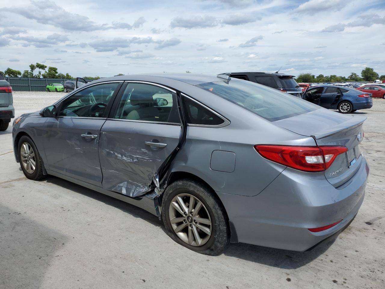 2015 Hyundai Sonata Se - Фото 2