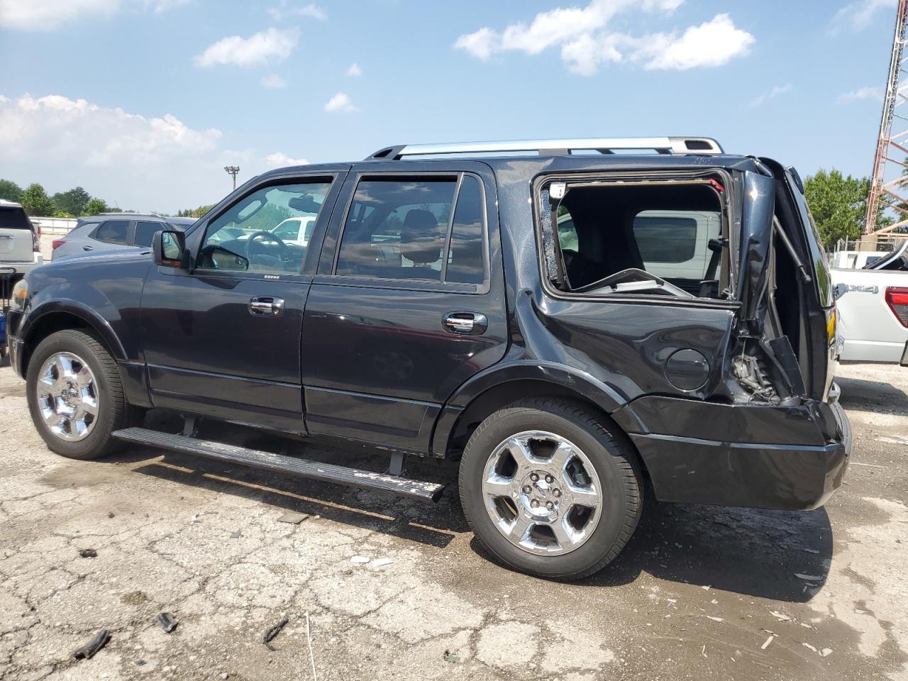 2013 Ford Expedition Limited - Image 2