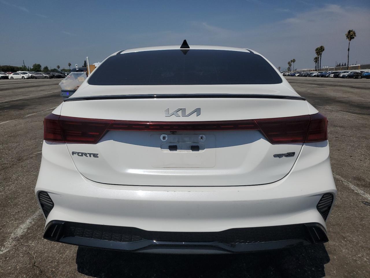 2022 Kia Forte Gt Line - Фото 6