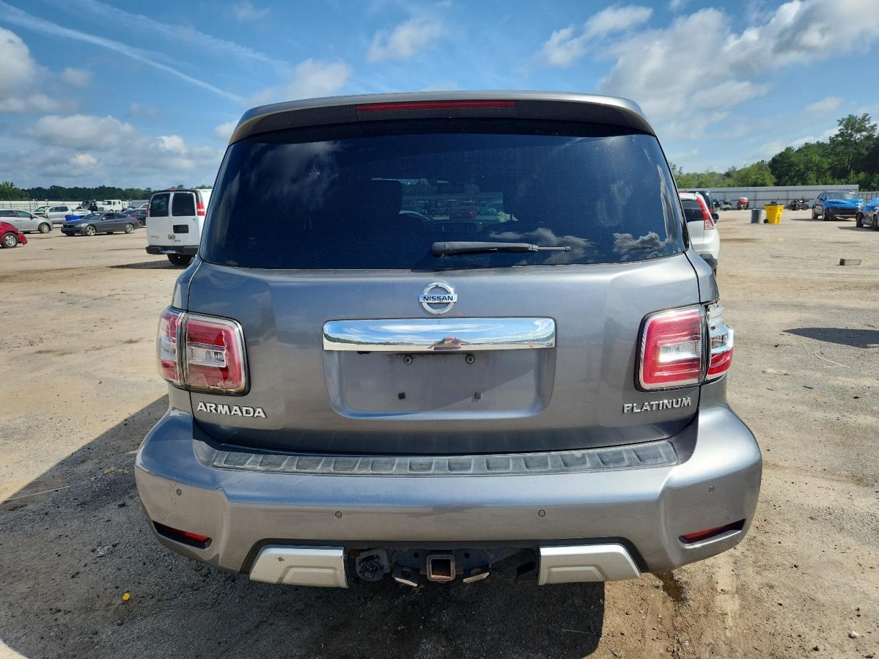 2018 Nissan Armada Platinum - Фото 6
