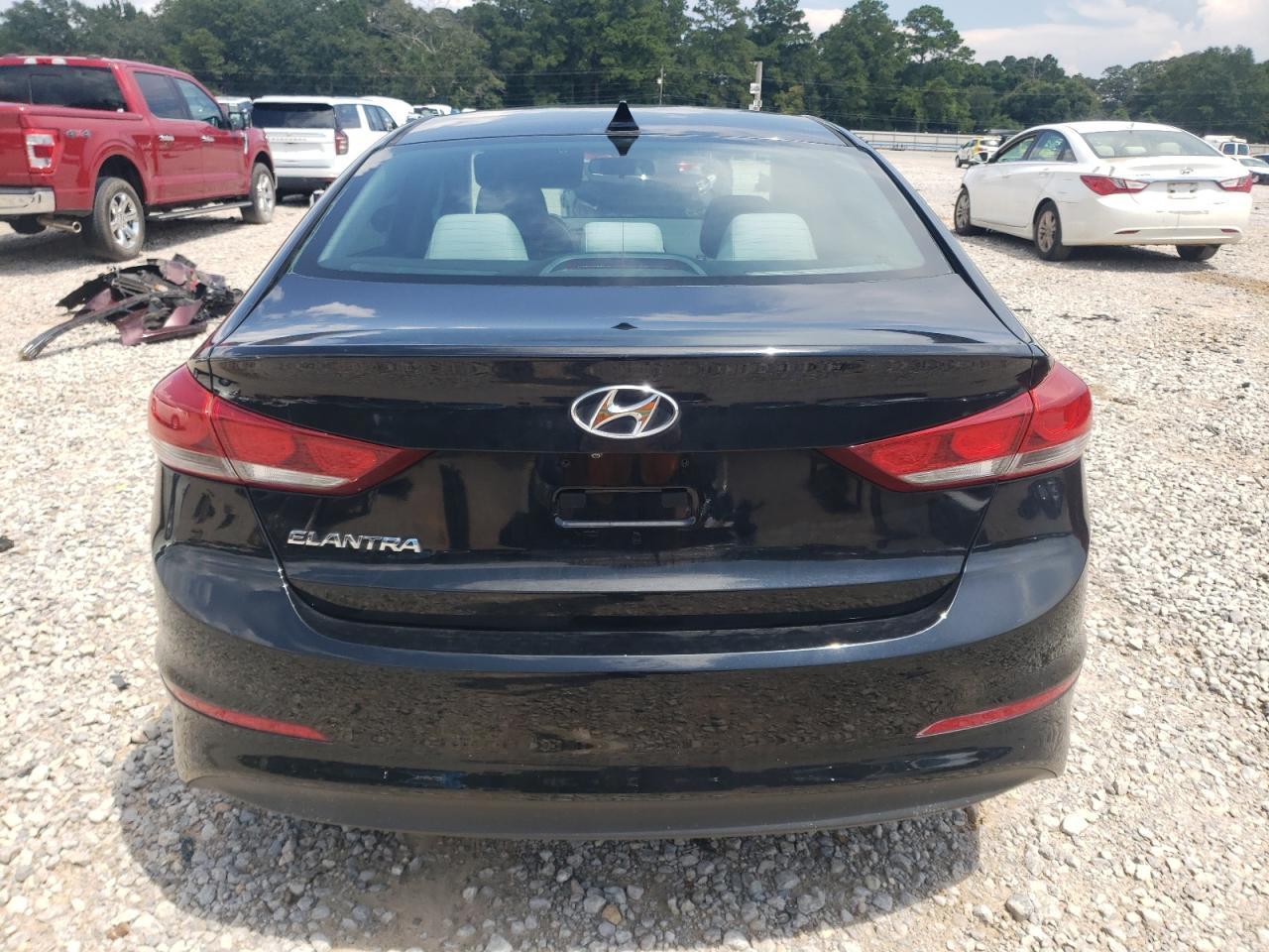 2017 Hyundai Elantra Se - Фото 6