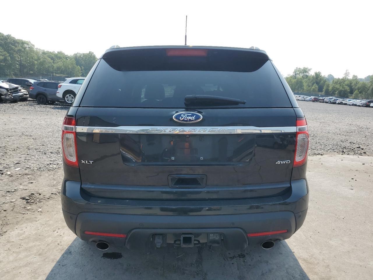 2013 Ford Explorer Xlt - Image 6