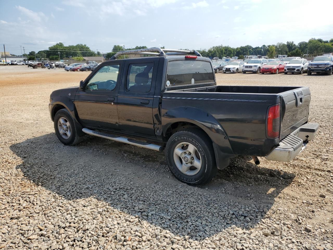 2001 Nissan Frontier Crew Cab Xe - Image 2