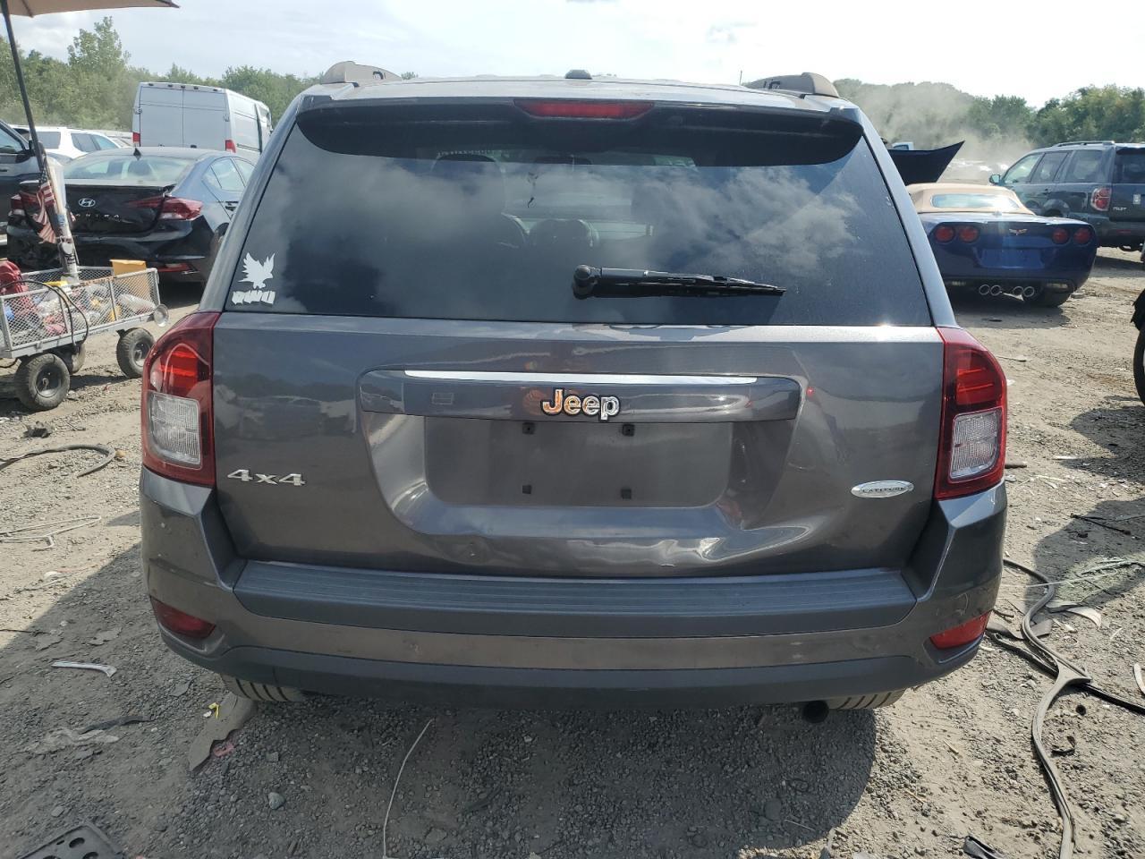 2016 Jeep Compass Latitude - Image 6