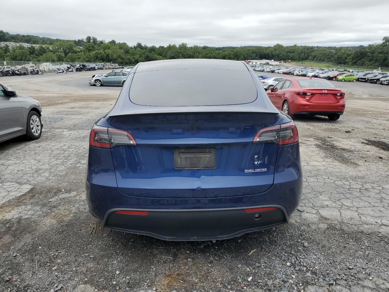 2023 Tesla Model Y - Image 6
