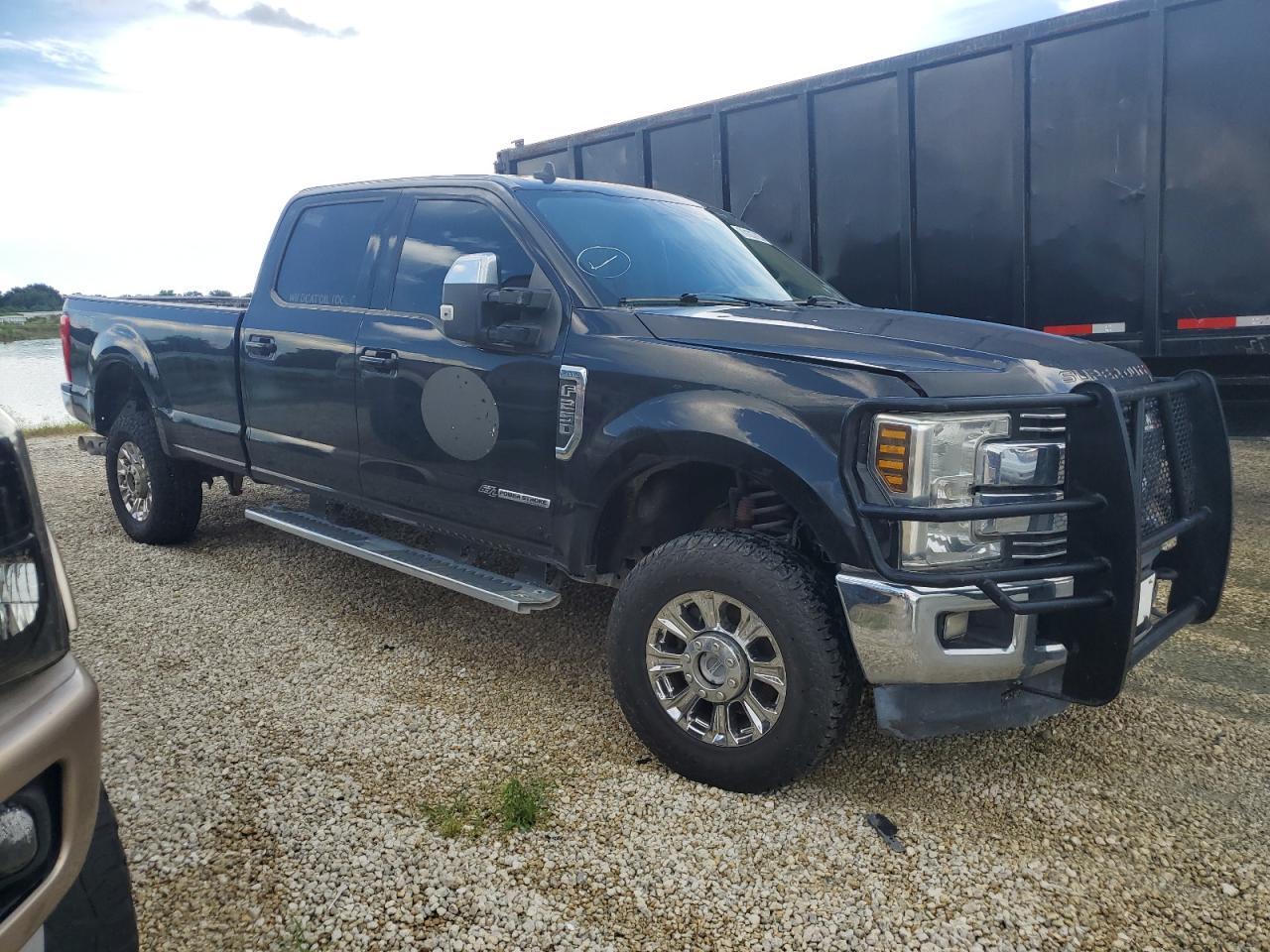 2019 Ford F250 Super Duty - Image 4