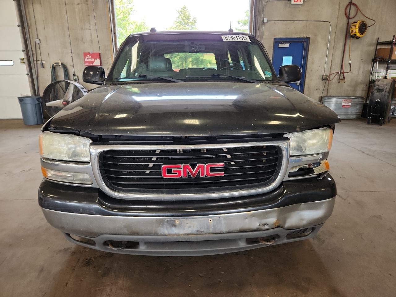 2004 GMC Yukon - Фото 5
