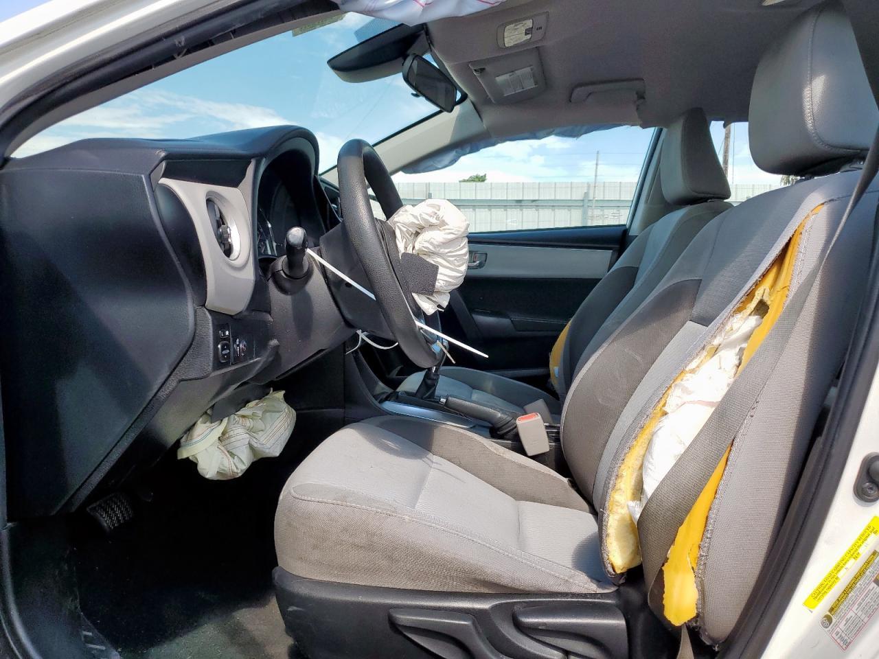 2017 Toyota Corolla L - Фото 7