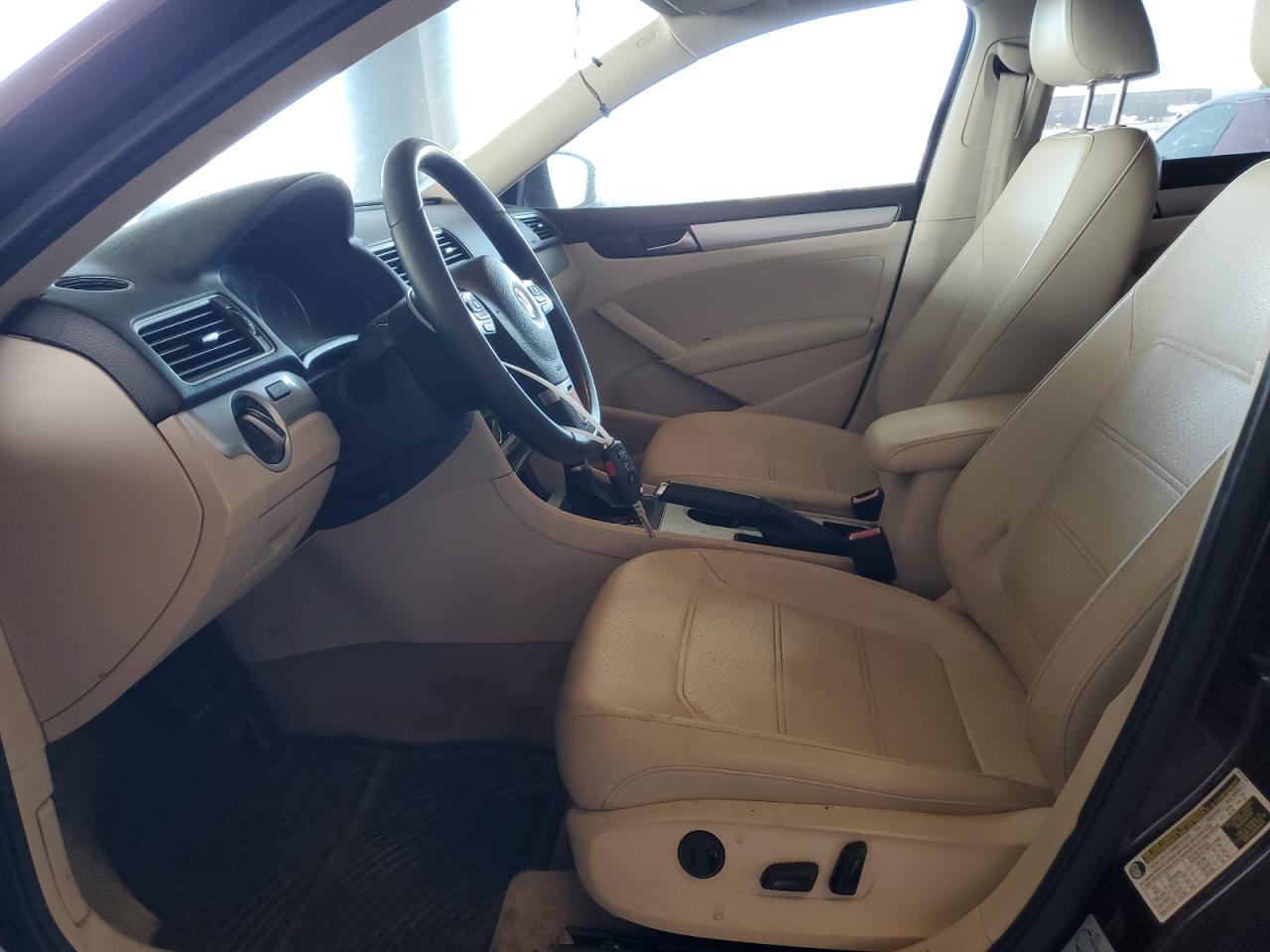 2013 Volkswagen Passat Se - Фото 7