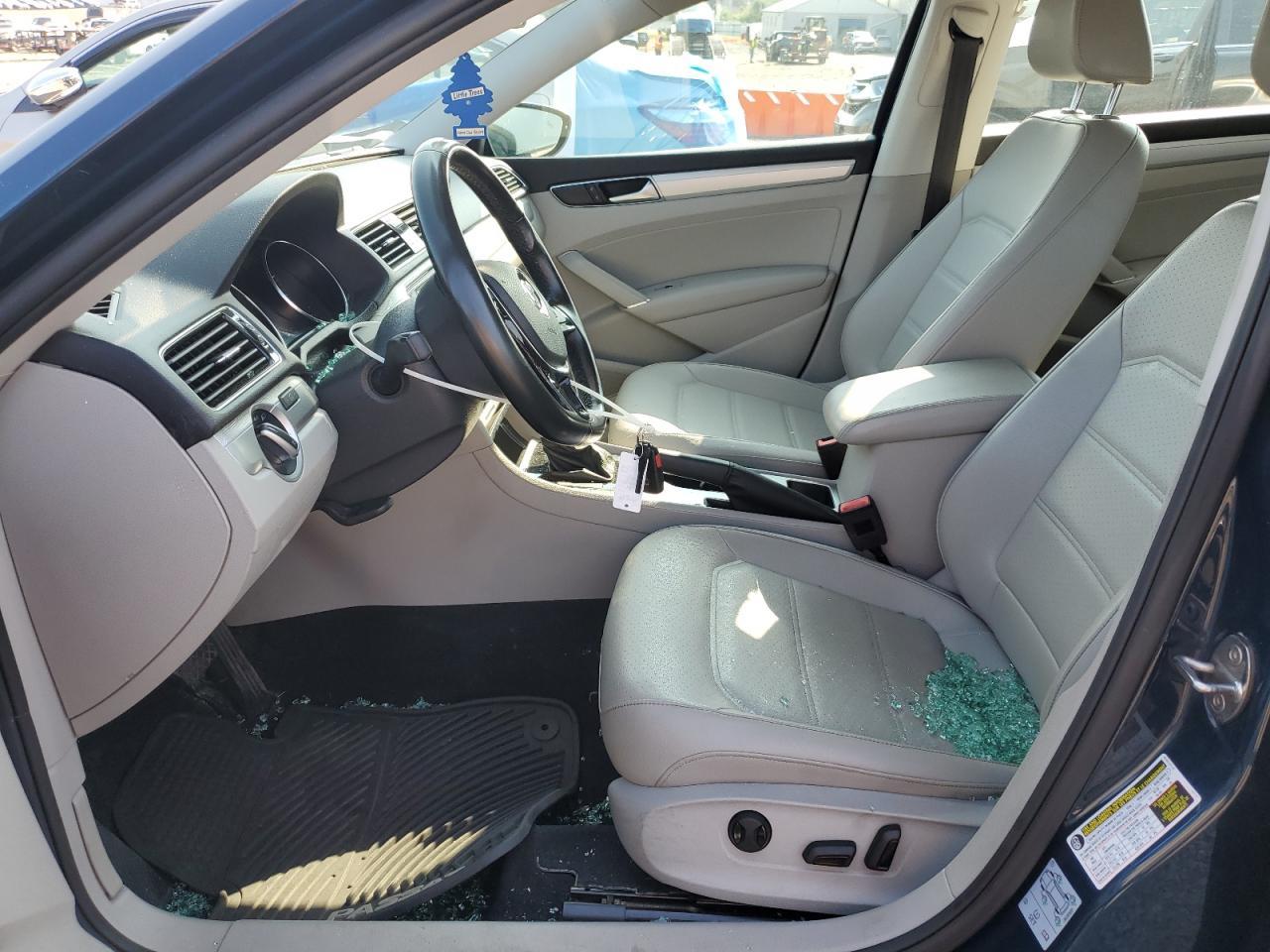 2019 Volkswagen Passat Wolfsburg - Image 7