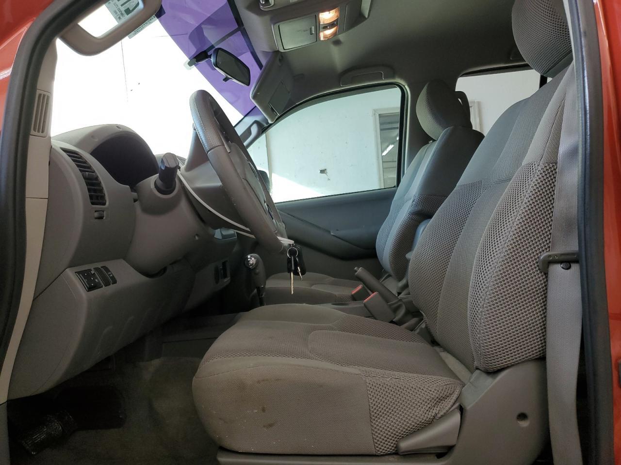 2014 Nissan Frontier S - Фото 7