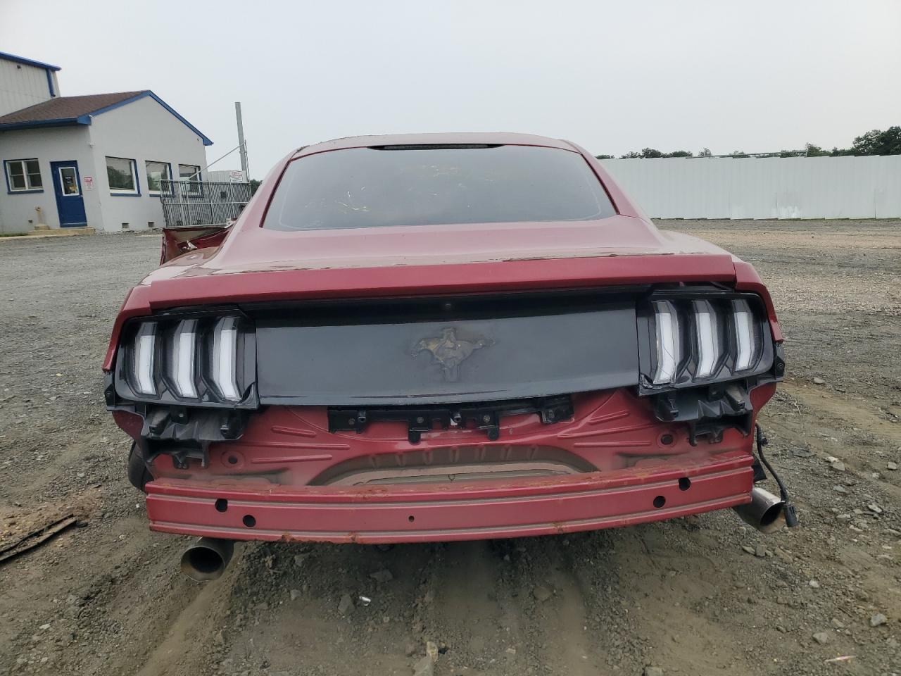 2017 Ford Mustang - Фото 6