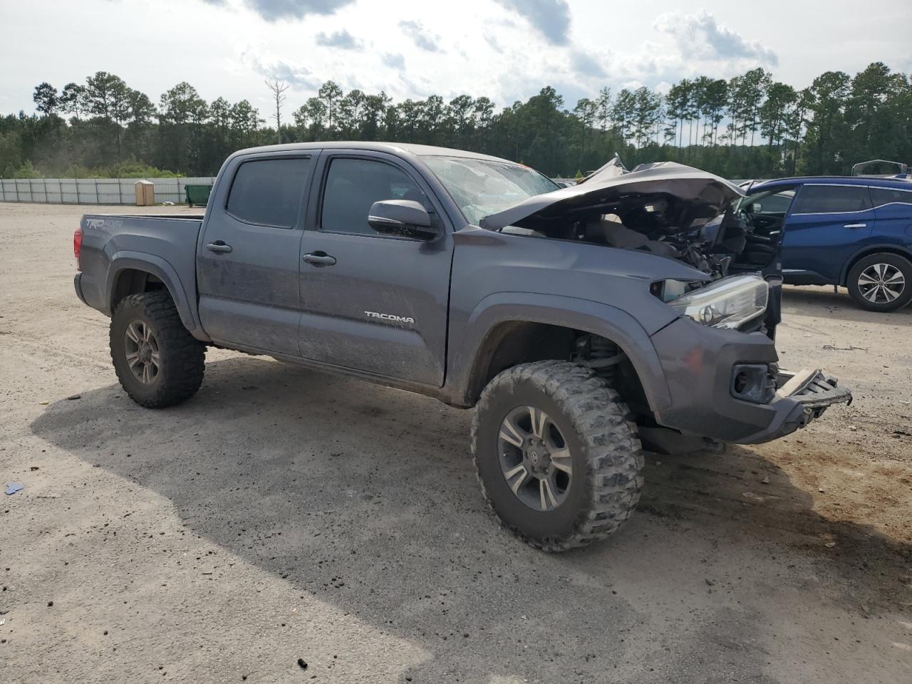 2018 Toyota Tacoma Double Cab - Фото 4