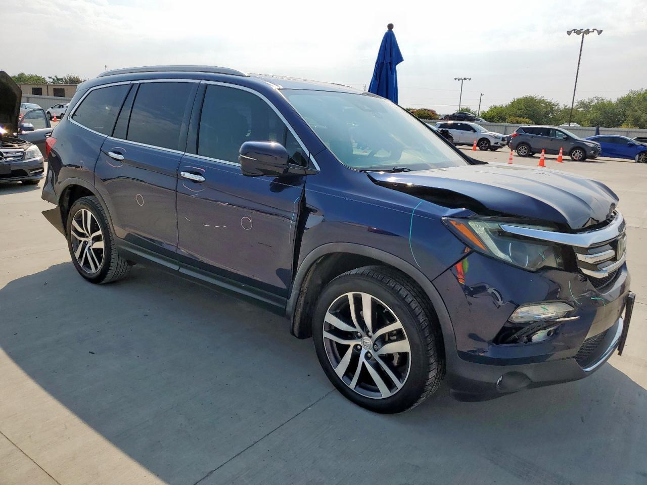 2018 Honda Pilot Touring - Image 4