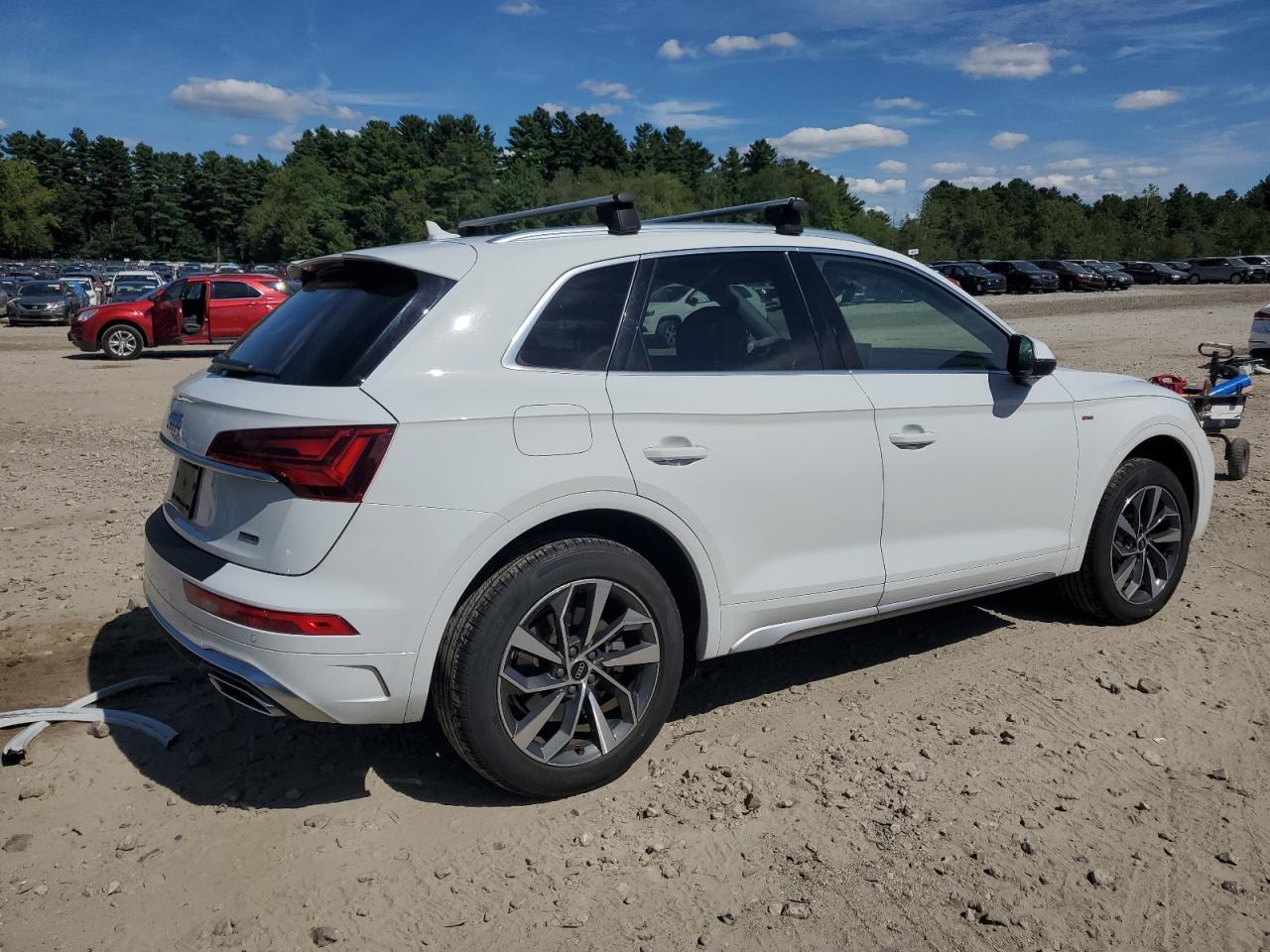 2023 Audi Q5 Premium Plus 45 - Image 3