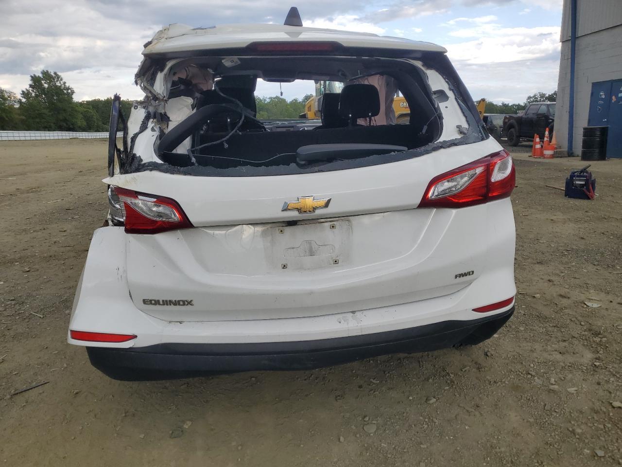 2019 Chevrolet Equinox Ls - Фото 6