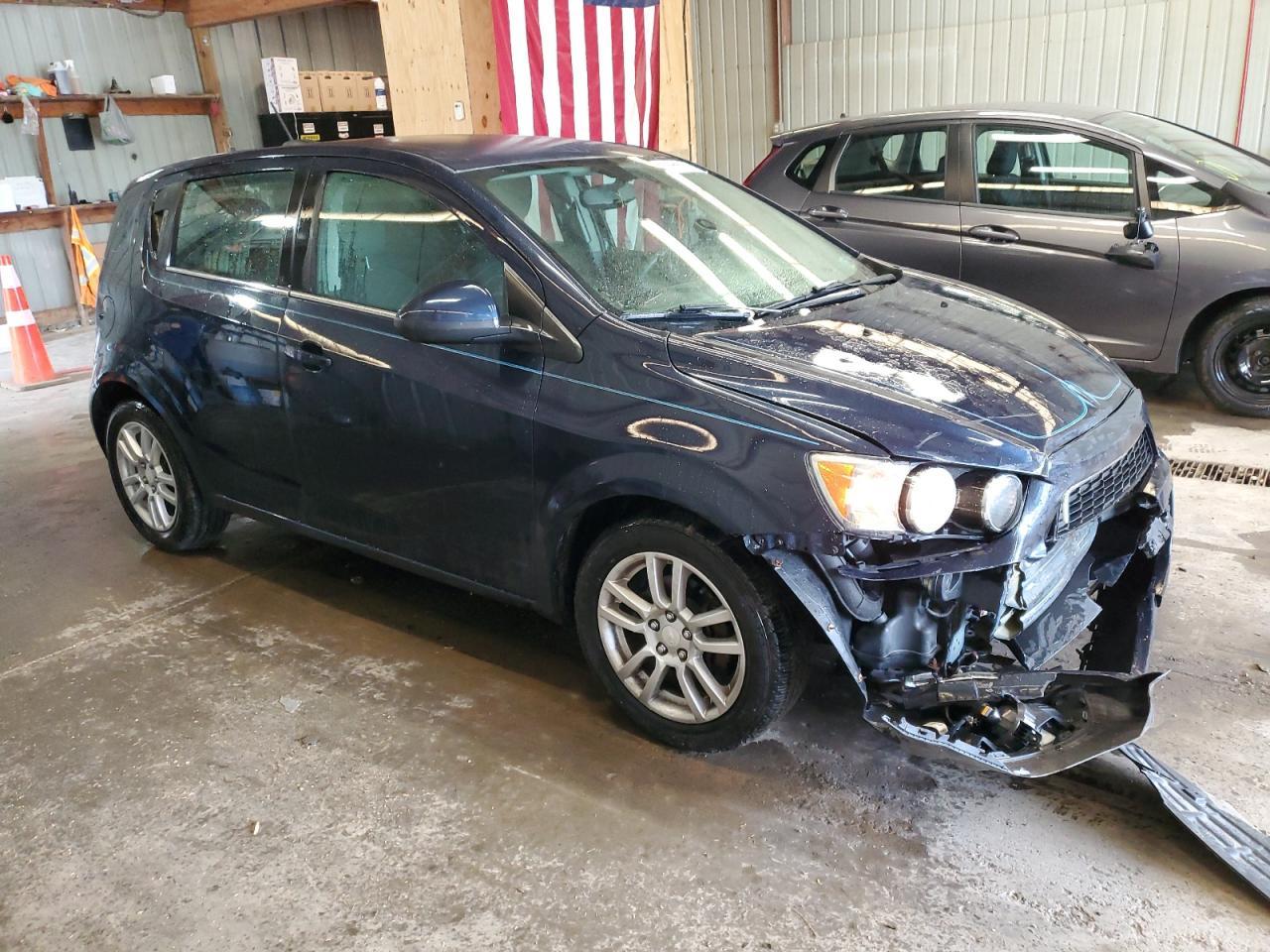 2015 Chevrolet Sonic Lt - Image 4