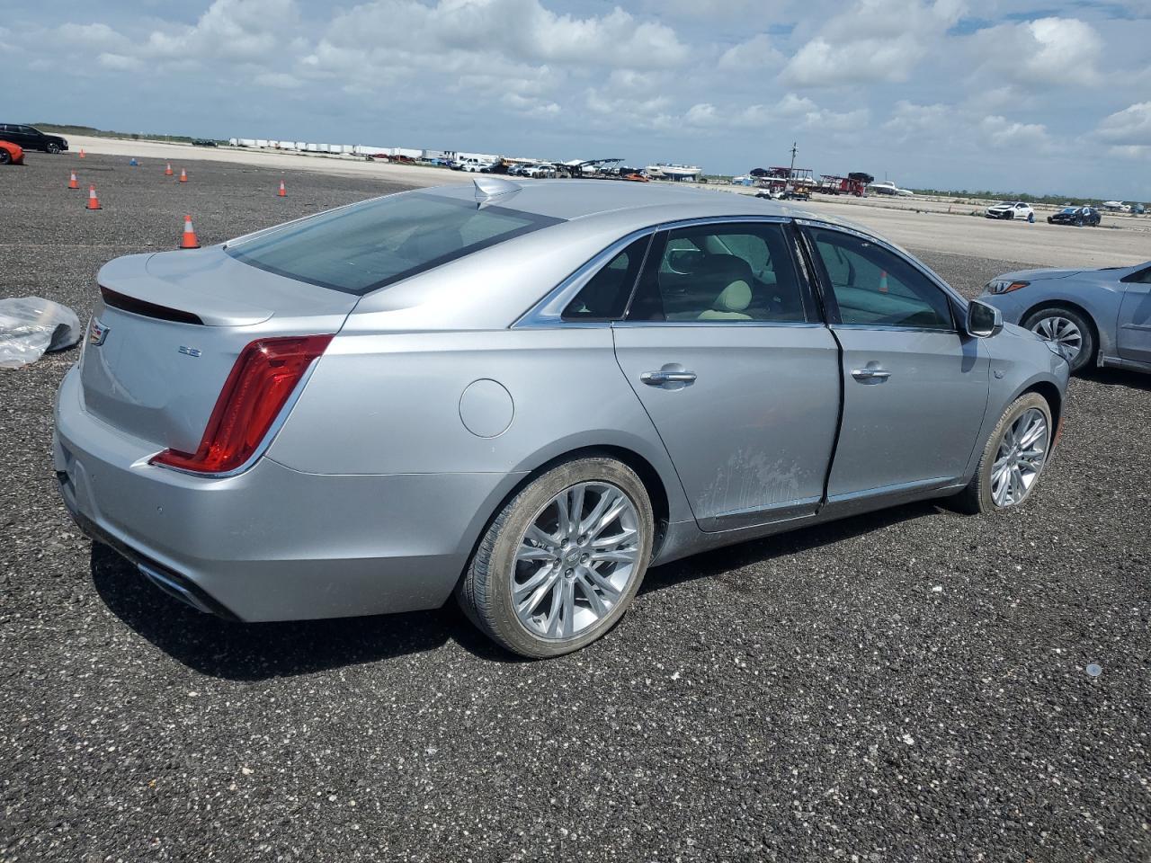 2019 Cadillac Xts Luxury - Фото 3