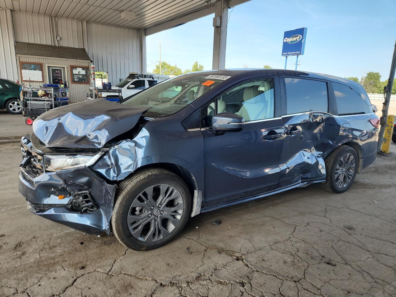 2025 Honda Odyssey Touring