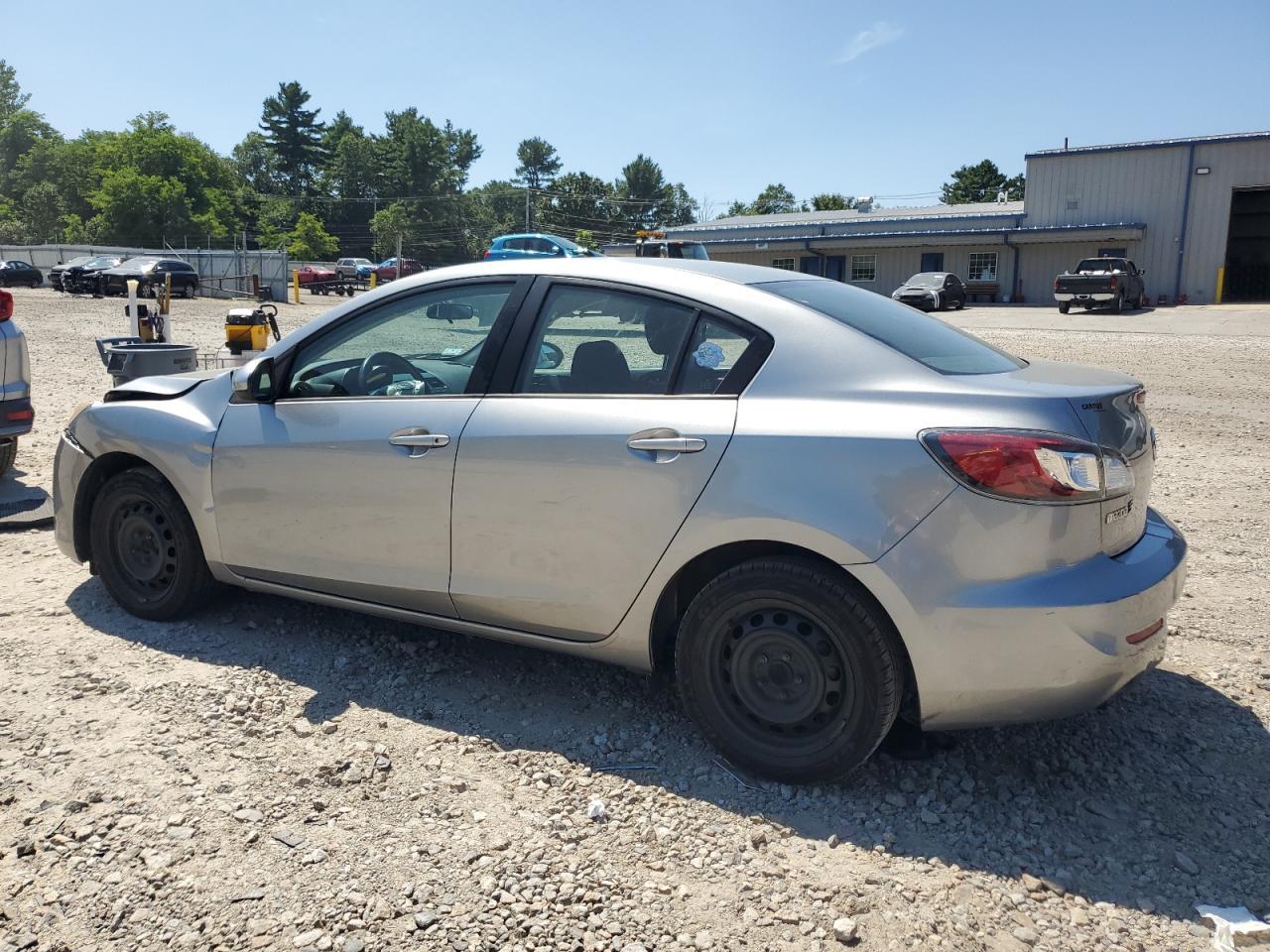 2013 Mazda 3 I - Фото 2