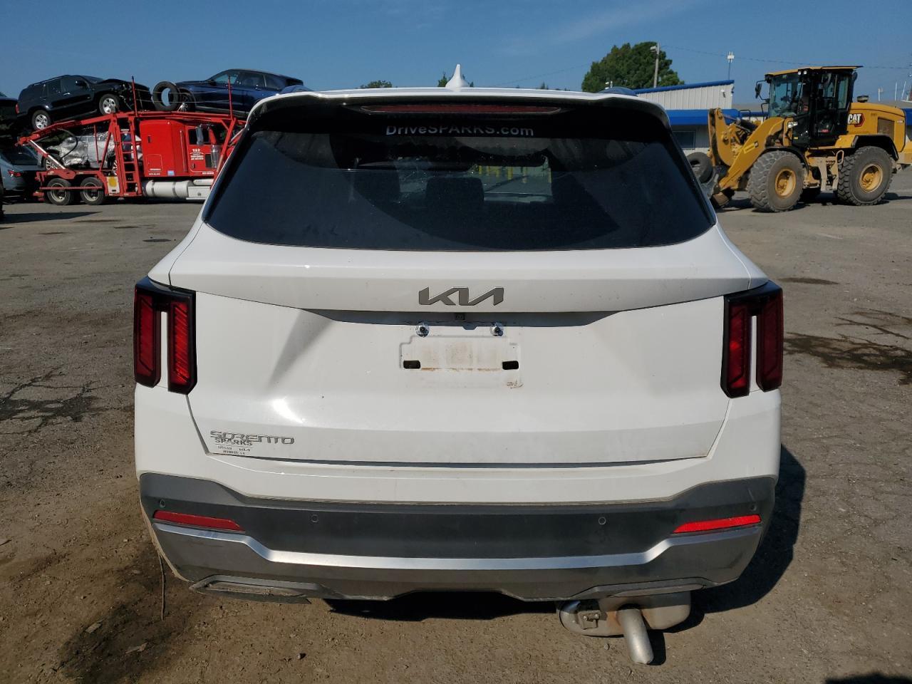 2025 Kia Sorento S - Фото 6