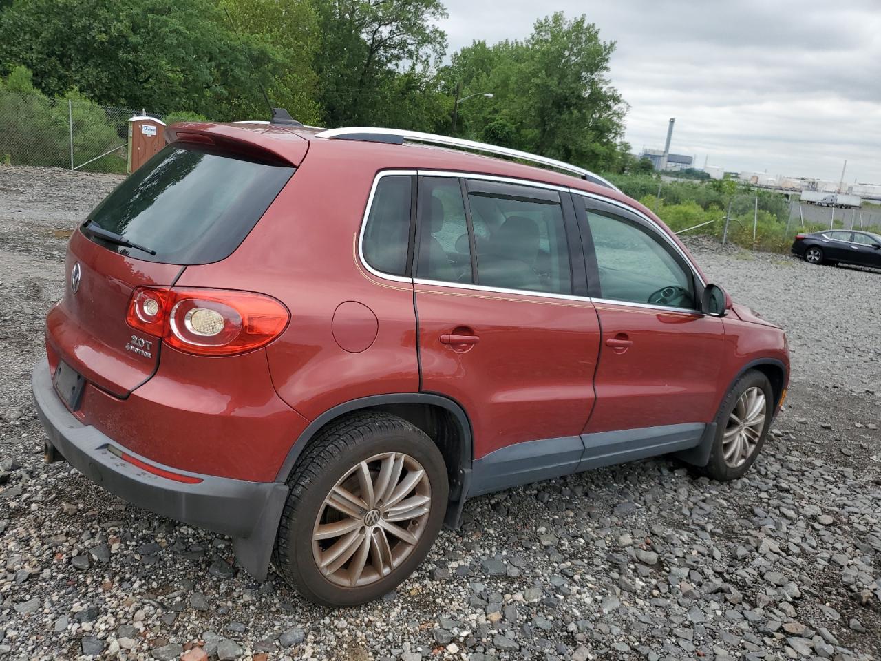 2010 Volkswagen Tiguan Se - Фото 3