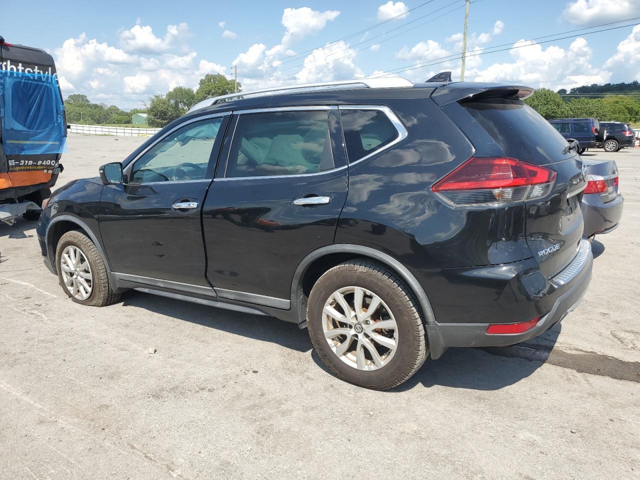 2018 Nissan Rogue S - Image 2