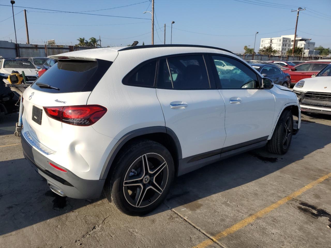 2022 Mercedes-Benz Gla 250 4Matic - Фото 3