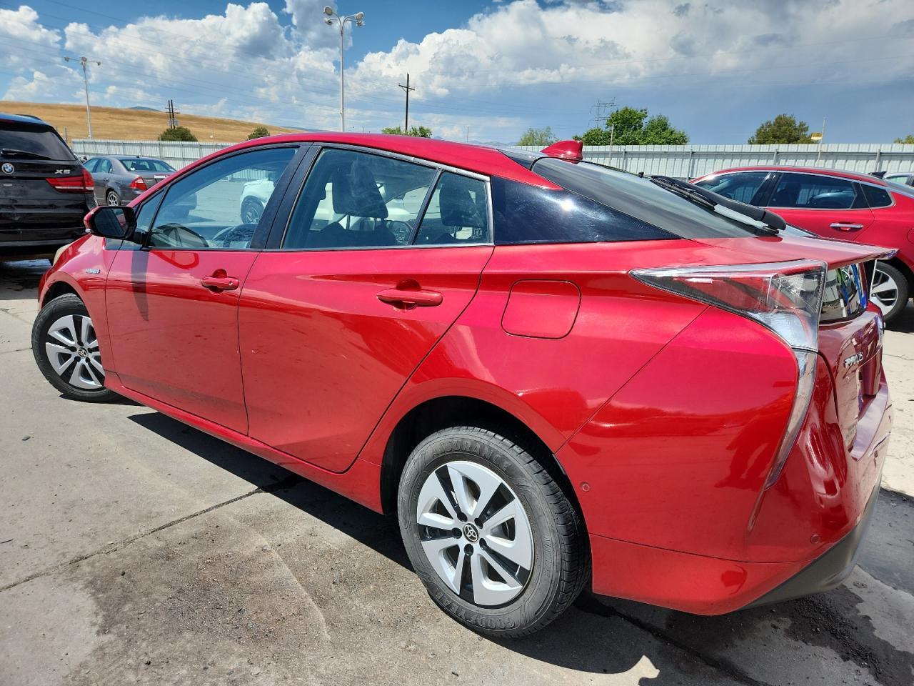 2017 Toyota Prius - Image 2