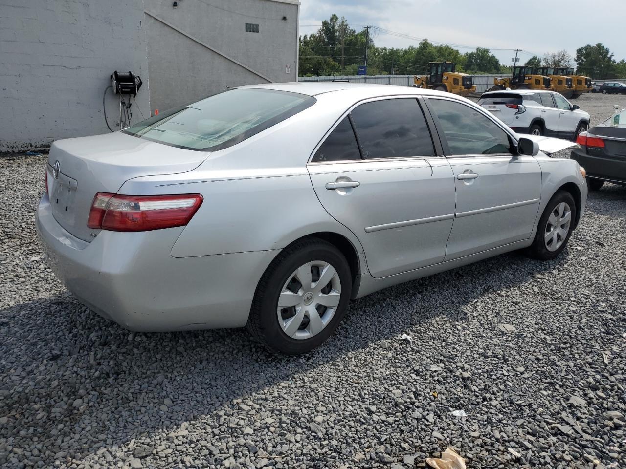 2007 Toyota Camry Ce - Фото 3