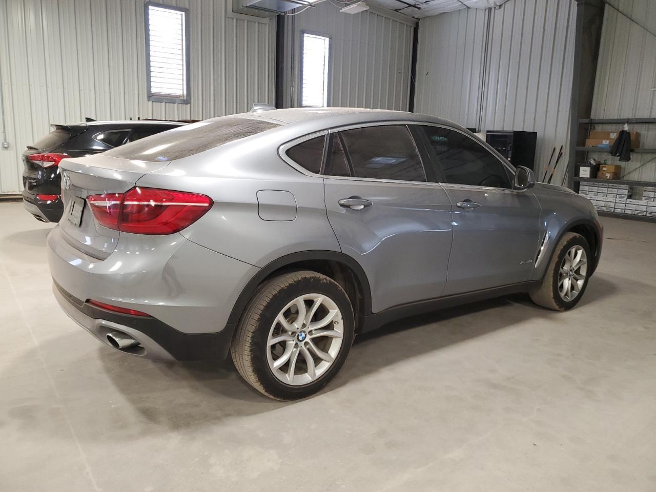 2015 BMW X6 xDrive35I - Фото 3