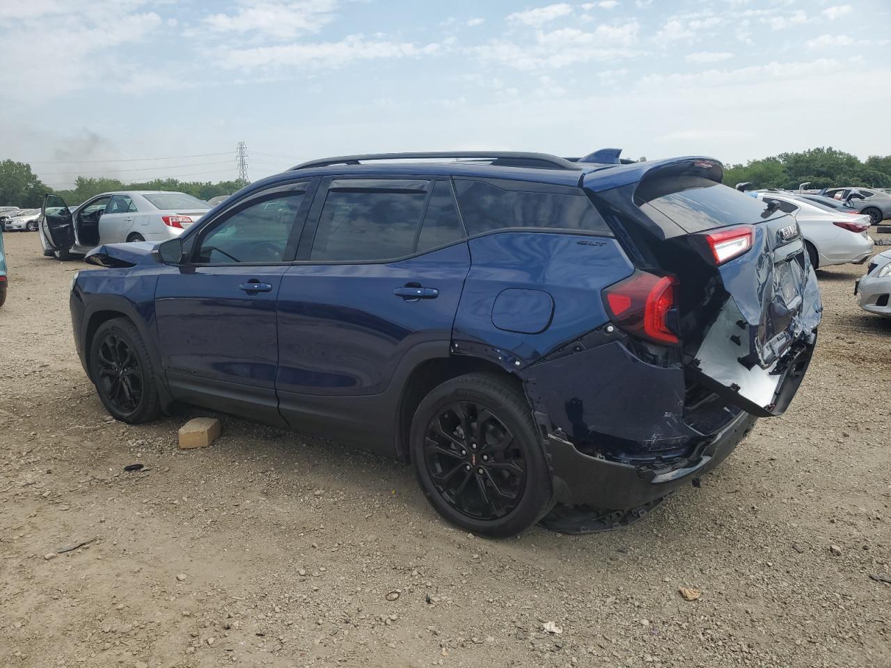 2022 GMC Terrain Slt - Image 2