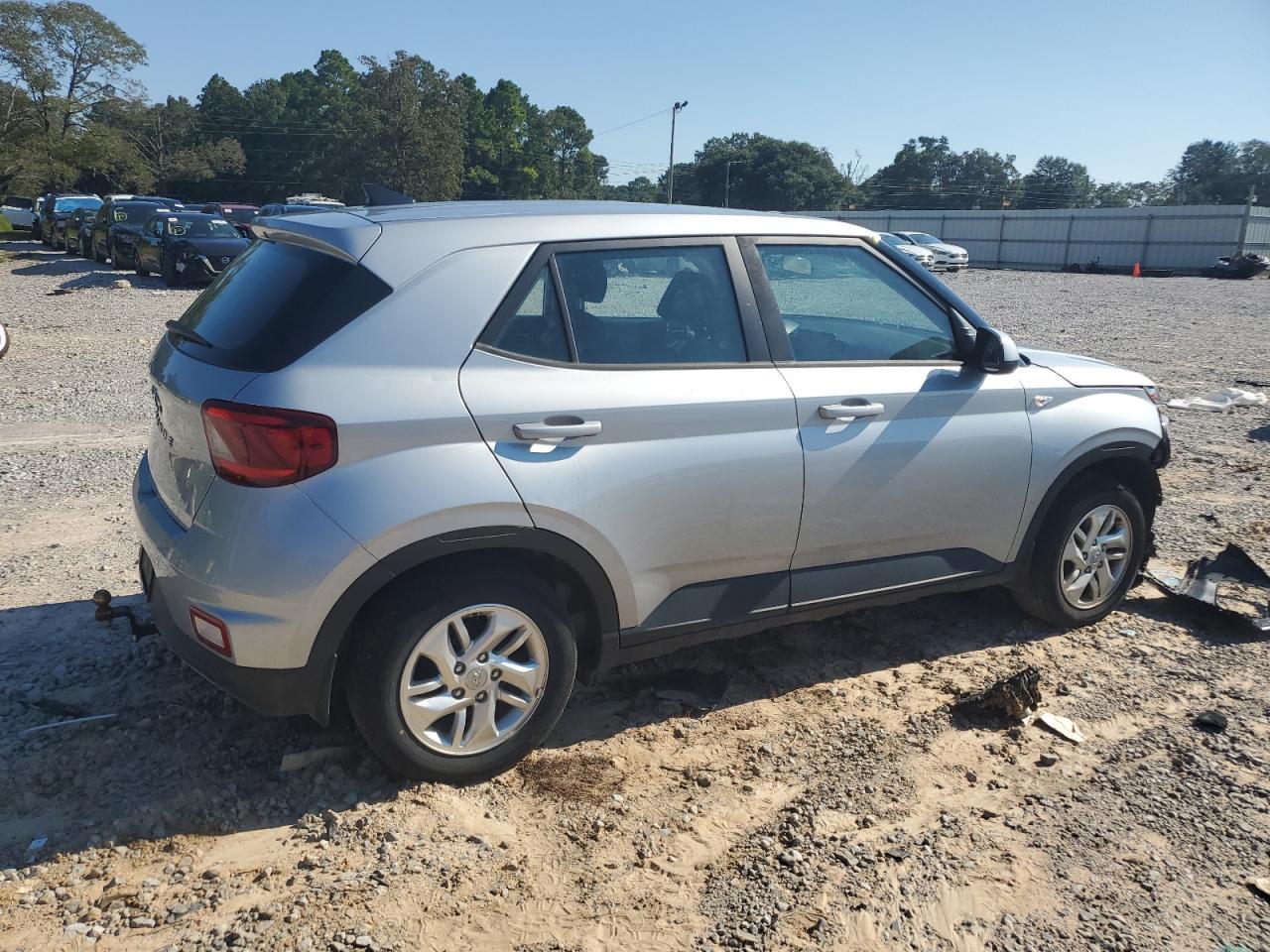 2022 Hyundai Venue Se - Фото 3