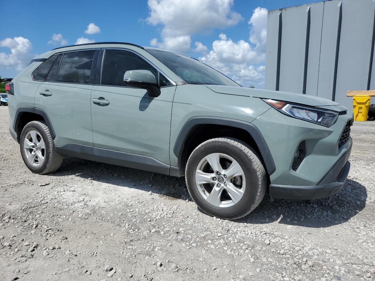 2021 Toyota Rav4 Xle - Image 4