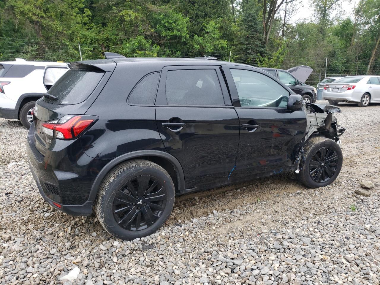 2024 Mitsubishi Outlander Sport S/Se - Фото 3