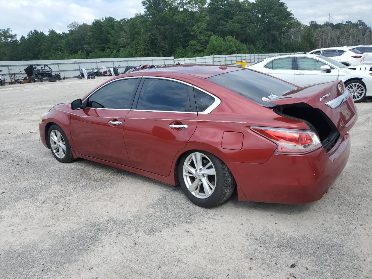 2014 Nissan Altima 2.5 - Image 2