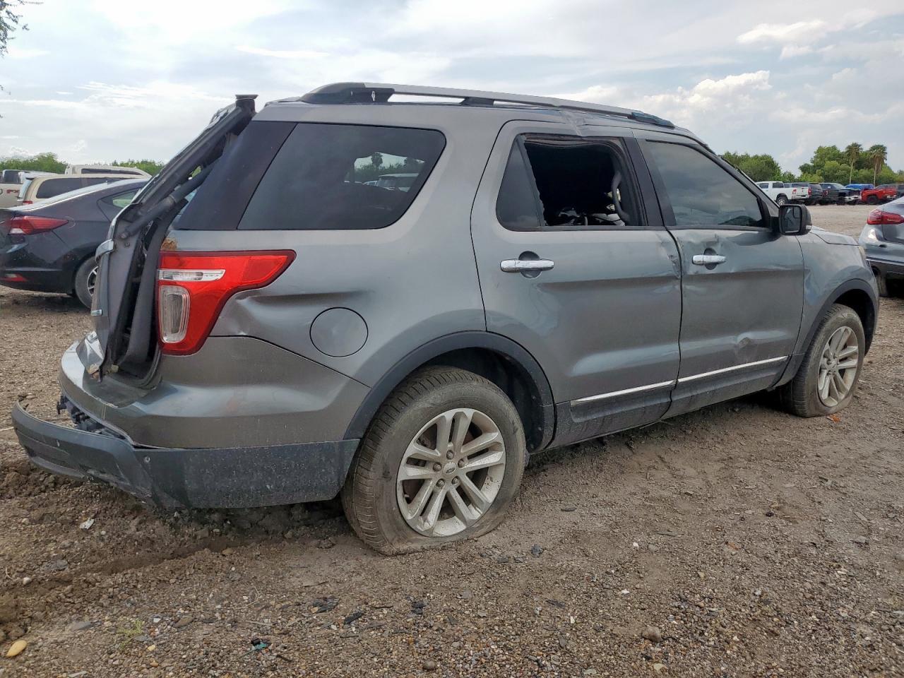 2013 Ford Explorer Xlt - Фото 3