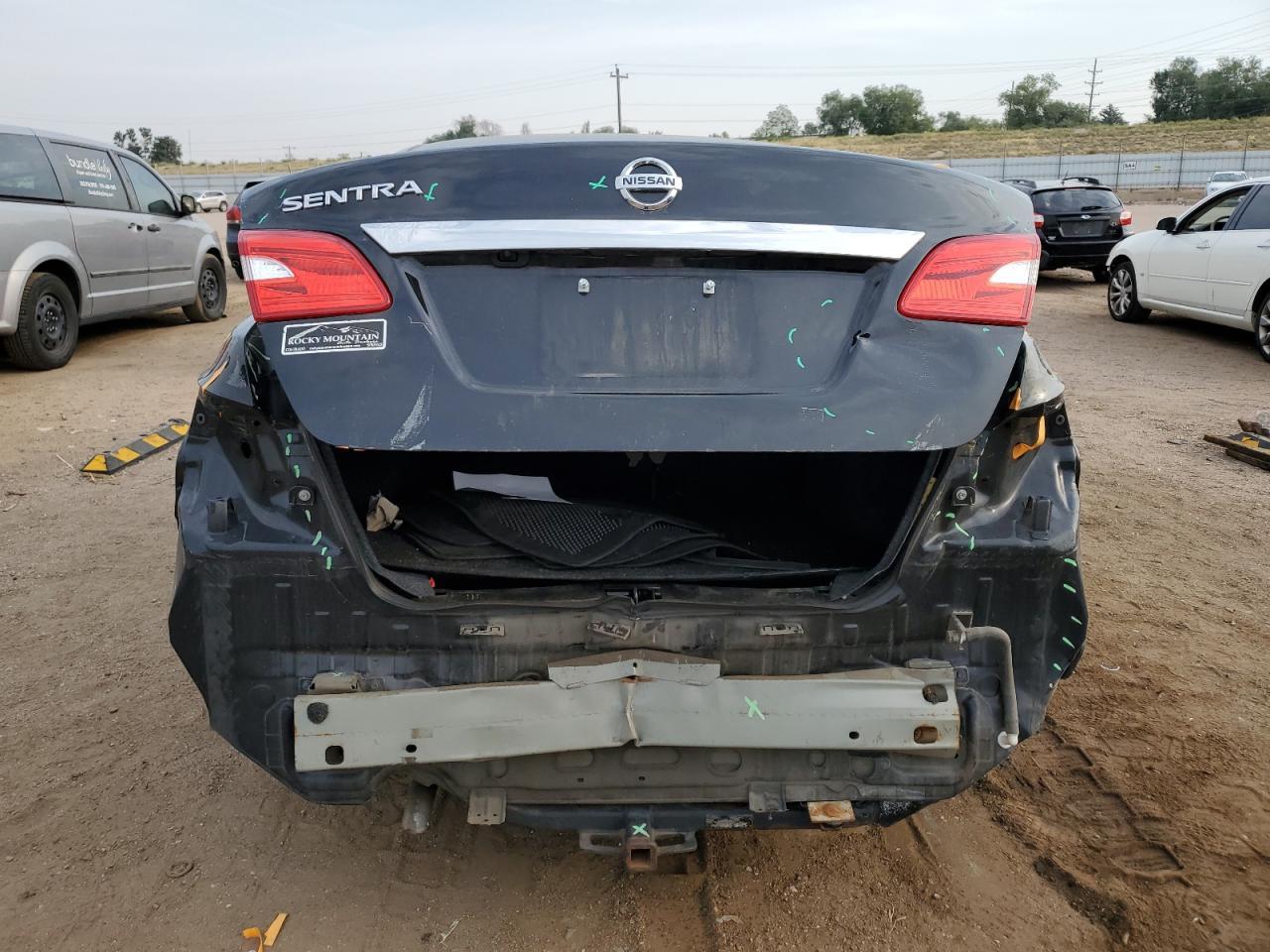 2018 Nissan Sentra S - Image 6