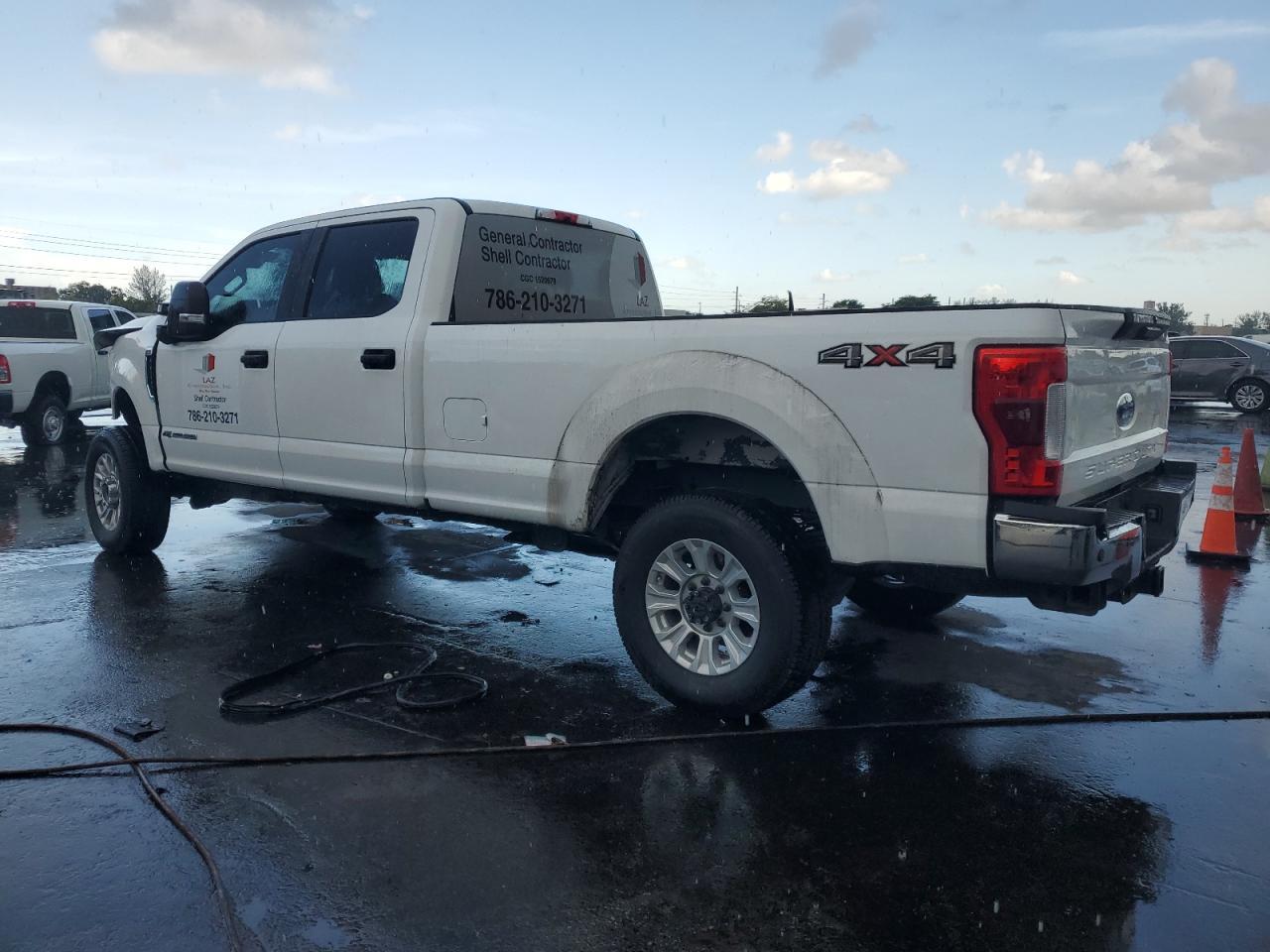 2017 Ford F250 Super Duty - Image 2