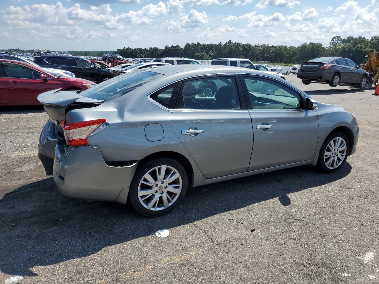 2014 Nissan Sentra S - Фото 3